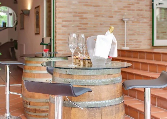 Family Escape With Pools And Sauna * Foligno