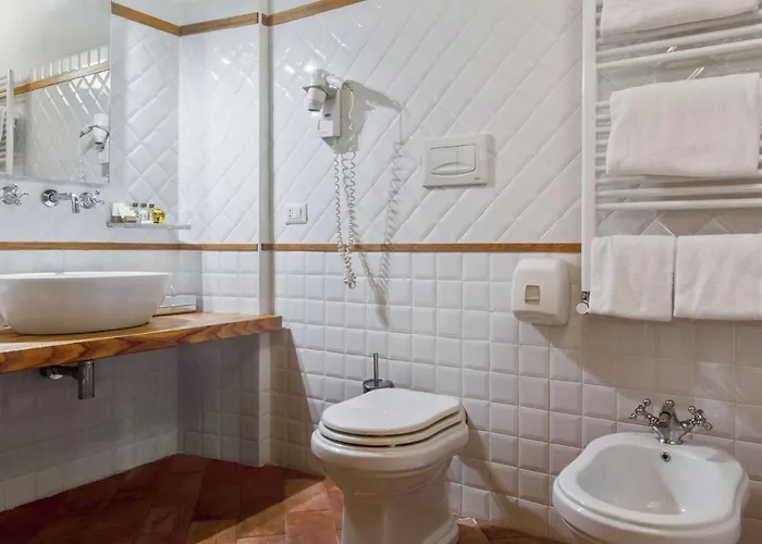 Family Escape With Pools And Sauna Foligno