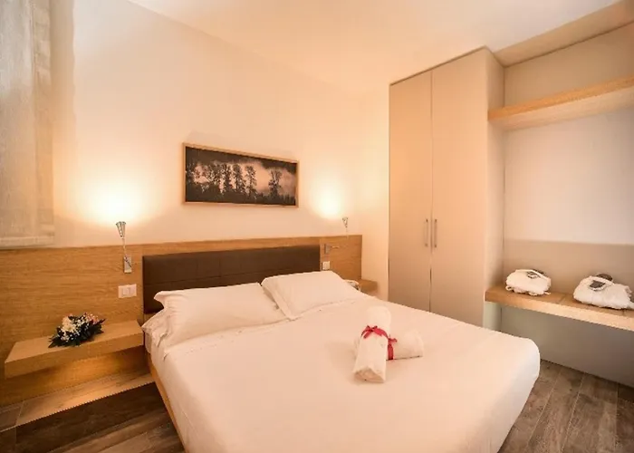 펜션 Family Escape With Pools And Sauna 폴리뇨